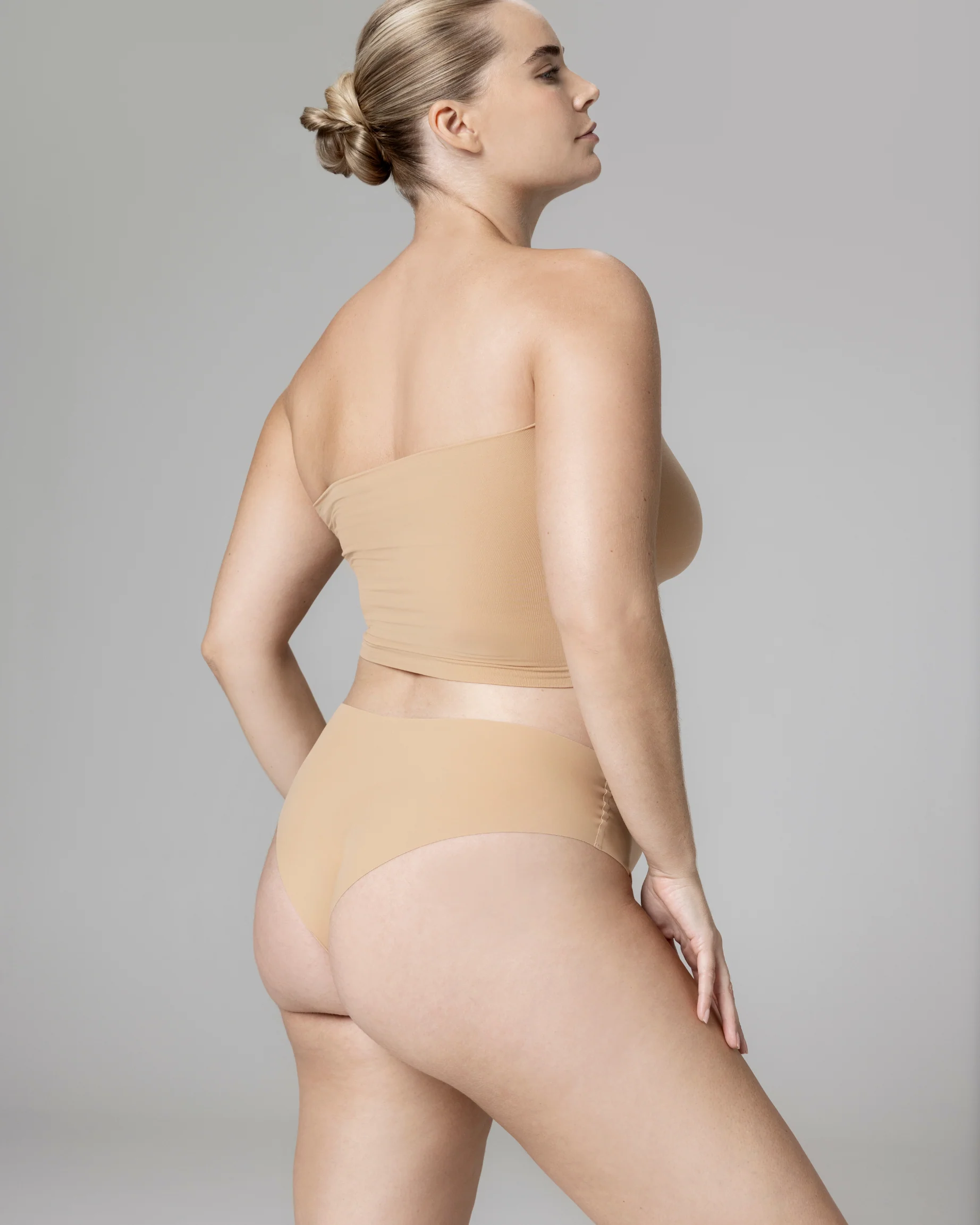 BARE - CHEEKY - Image 10