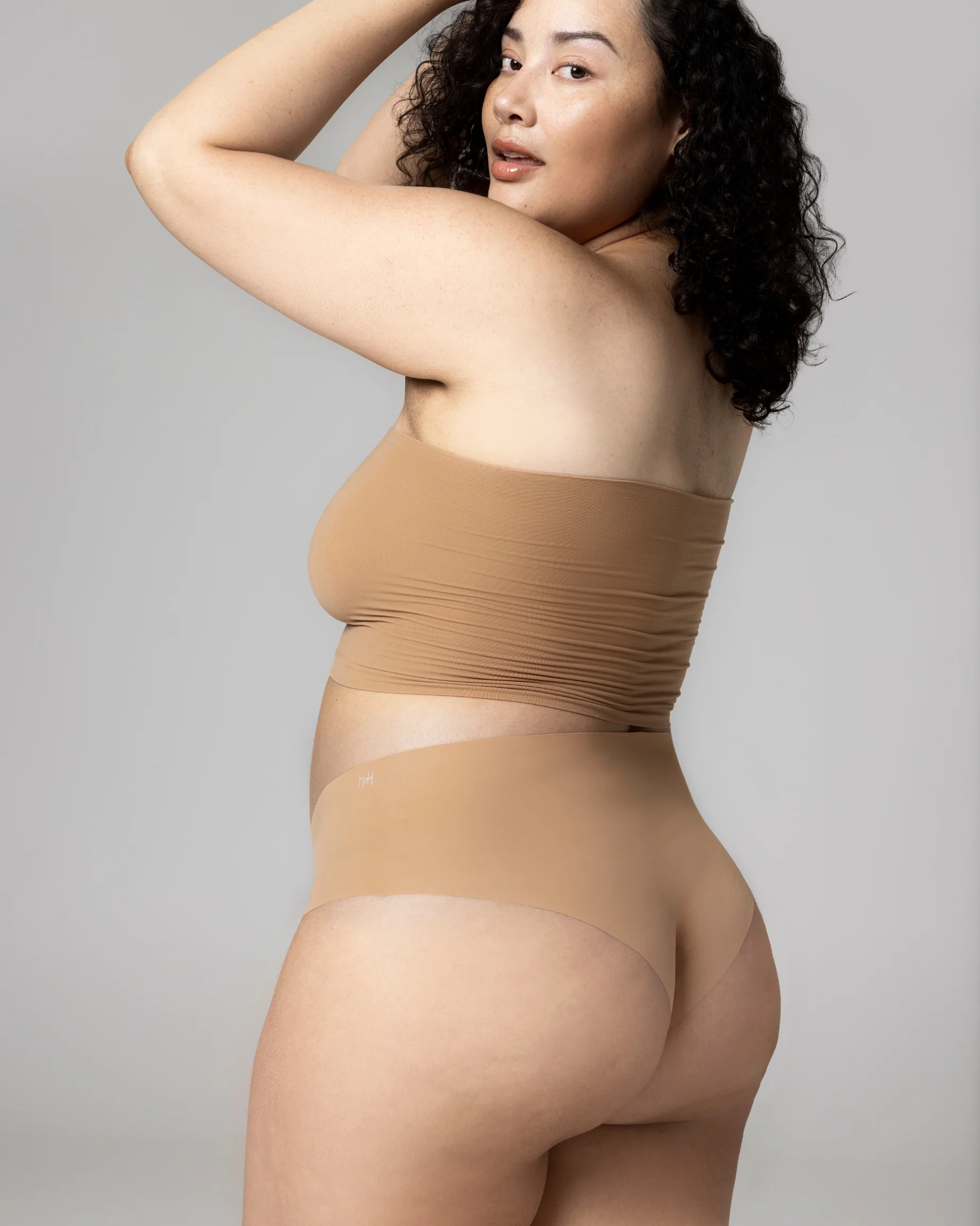 BARE - CHEEKY - Image 15