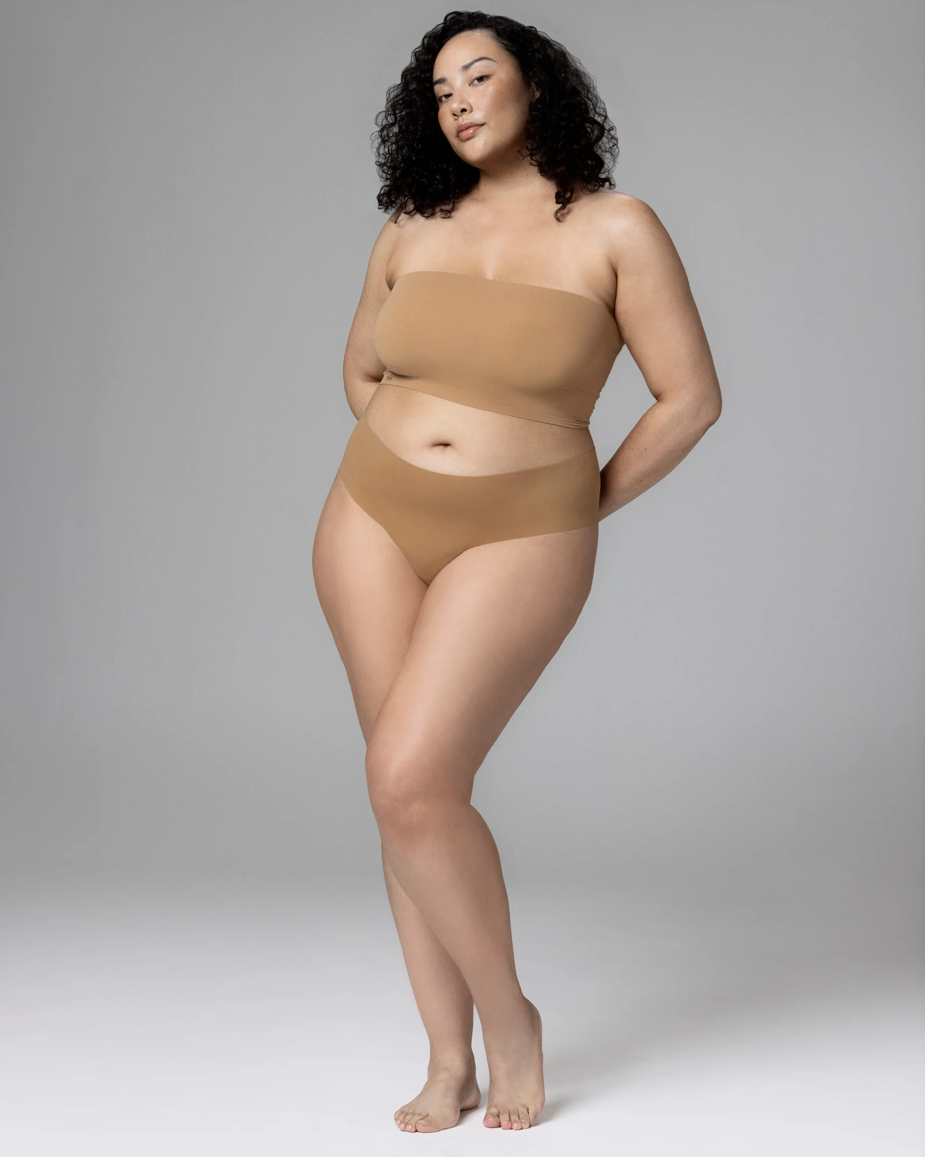 BARE - THONG - Image 22