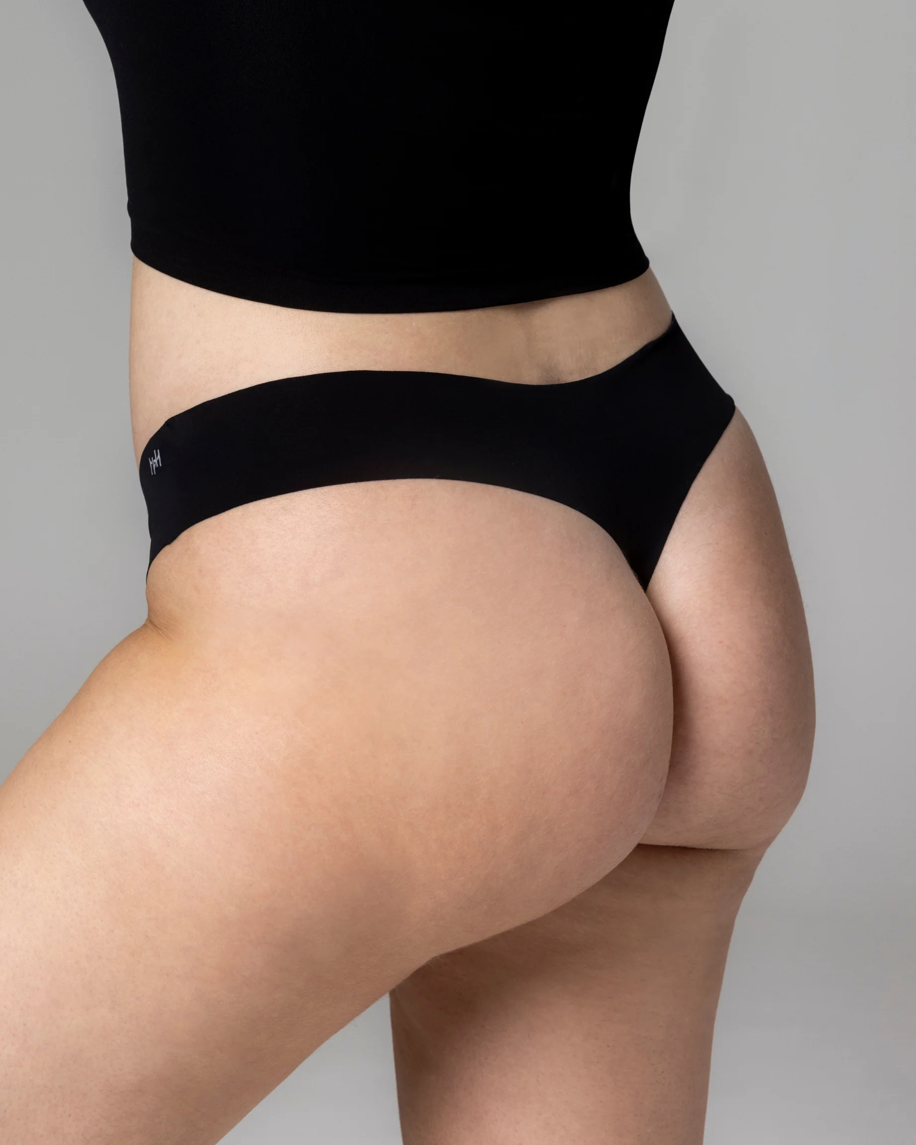 BARE - THONG - Image 43